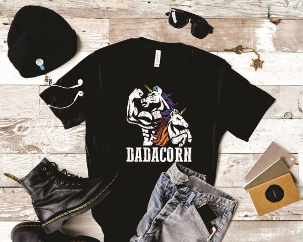 T-Shirt - Dadacorn