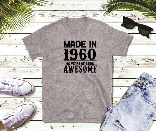 T-Shirt - Birthday Shirt - Awesome